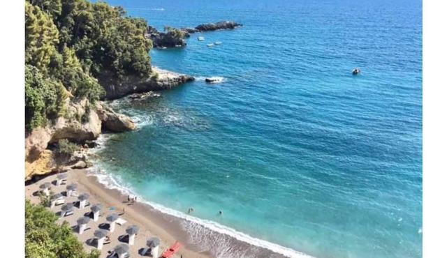 Sea view studio apartment with terrace and garden near Lerici and Cinque Terre in Pitelli