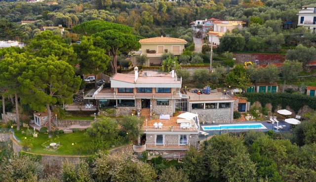 Sea View Villa Giada with pool in Priora