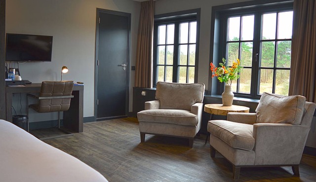 Serene Family Getaway w/breakfast | Dunes & Beach nearby | Scenic outdoor in Wassenaar