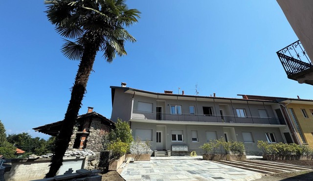 Spacious and bright apartment with parking space and high-speed wi-fi in Vezzo