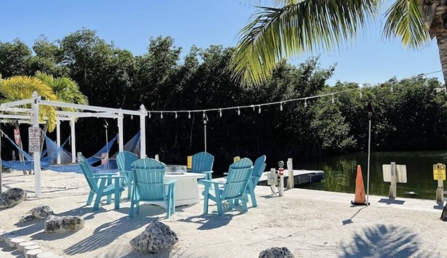 Spacious cottage - the Calusa campground-keylargo-pool in Key Largo