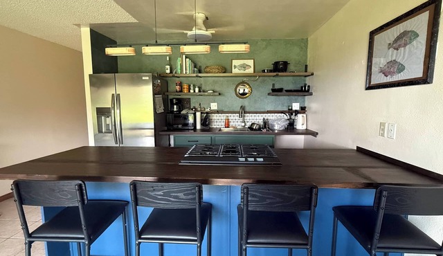 Spacious Molokai Style Condo - Locally Owned