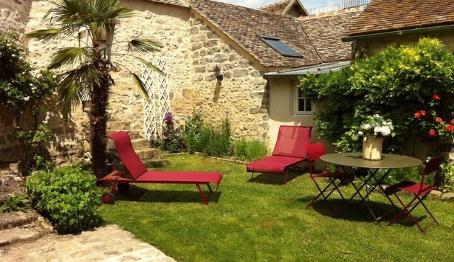 Stevenson character house in Grez in Grez-Sur-Loing