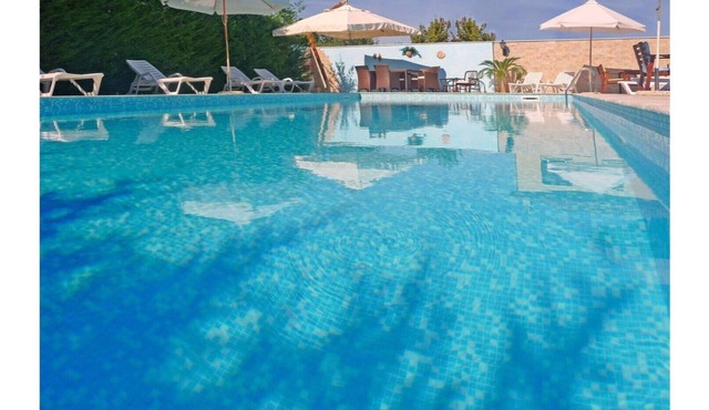 Studio apartment in elegant villa with private pool in Prosecco hills in Conegliano