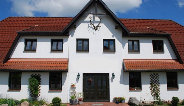 Studio in Dargun mit Pool am Kummerower See