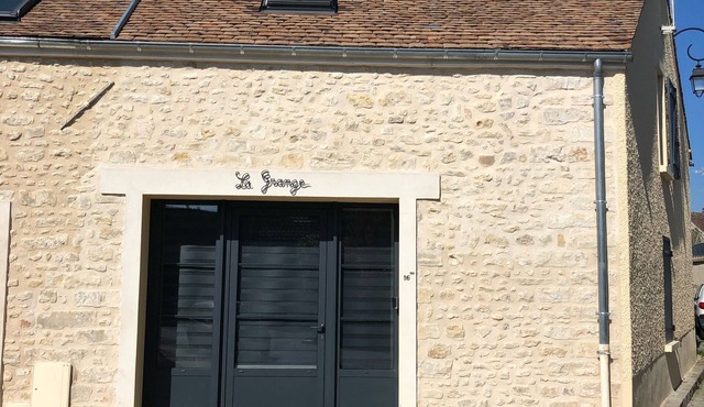 Superb Gite La Grange in Ury