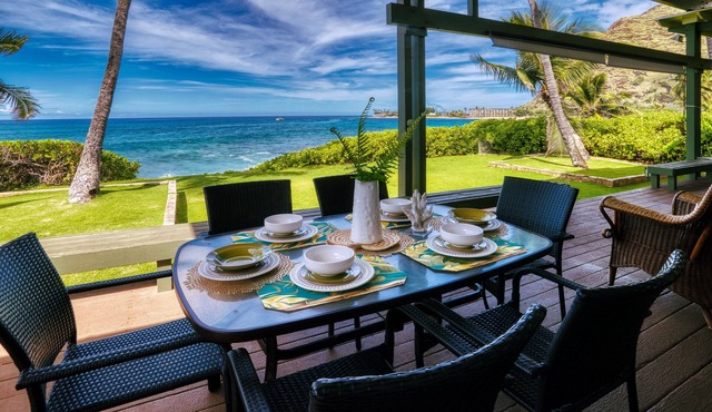 SURF SHACKS SPECTACULAR SUNSETS, SUNSHINE & SERENITY SURF, SWIM, SNORKEL & SCUBA