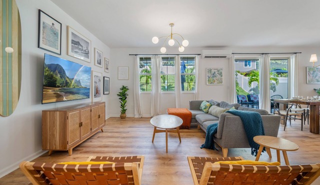 🤙The Makaha Shaka! 🤙3BR Villa Oahu 5 Min to Beach, Ocean View, Pool, Hot Tub