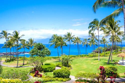 The Resort at Kapalua Bay Ocean View 3 BR Sleeps 8 Luxury Resort Living Complimentary Car with 6 Nights MON-1304 by KBM