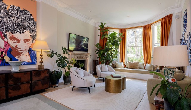 The Secret Oasis, by Veeve in London
