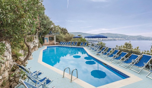 These bungalows are located in a vacation home complex directly above the sea, with panoramic views in Vico Equense NA