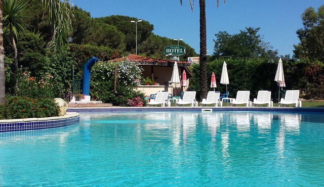 THREE LEVEL VILLA in private park in Castel Volturno