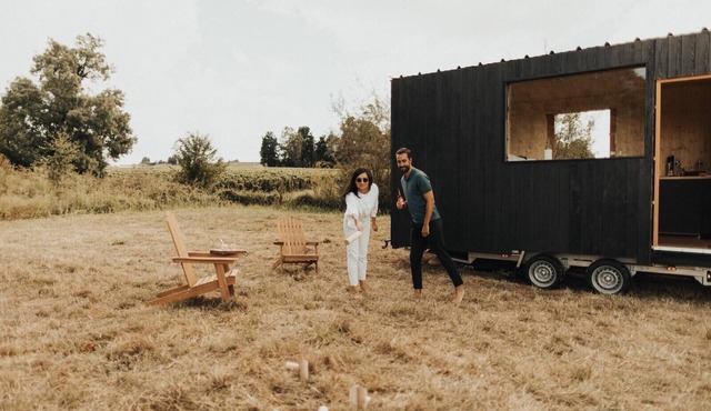 Tiny House in the heart of an organic Saint Emilion vineyard in Saint-Christophe-des-Bardes