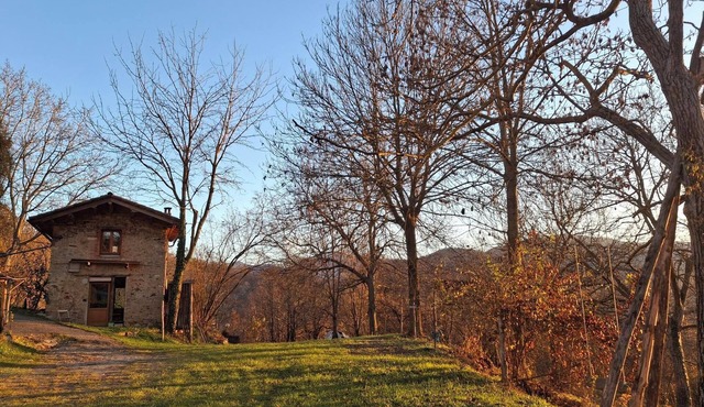 Tiny house on a farm in Piedmont: nature, forest and tranquillity for your vacation in Piemonte