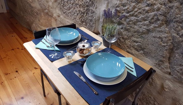 Tower Studio Located in the Historic Centre of Porto! in Porto