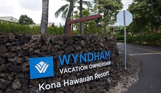 Ultra‑Rare Ironman Week Availability: 2‑Bedroom Deluxe at Wyndham Kona Hawaiian!