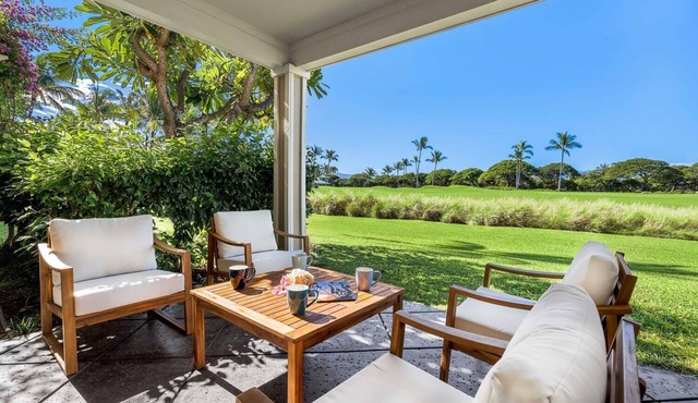 Upgraded Condo on Golf Course, Walking Distance to Beach and Shops!