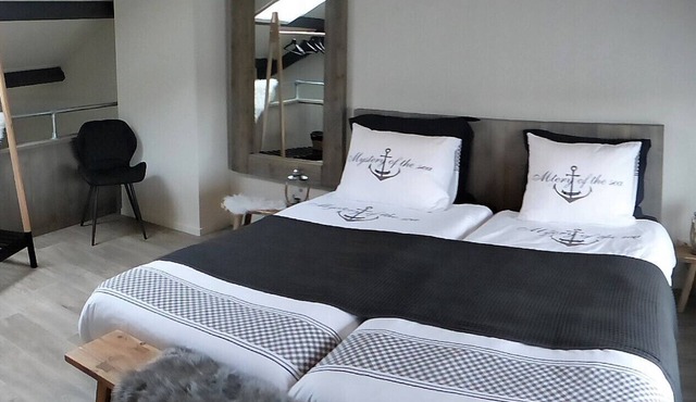 Vacation apartment L' Ancora (port view) in Sint-Annaland