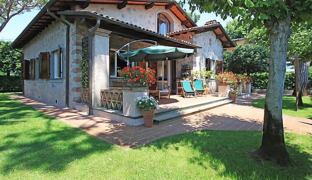 Vacation home Andrea by Interhome in Forte dei Marmi