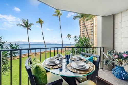 Valley Isle 206 · VI 206 OceanFront Studio w Pool