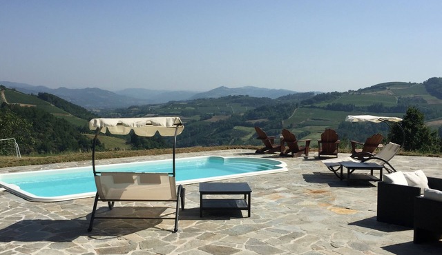 Villa Castel Rocchero in Castel Rocchero