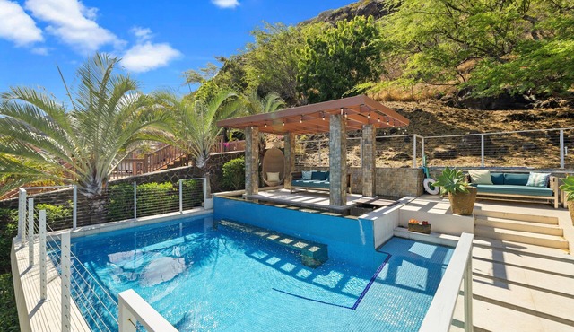 Villa Luana – Saltwater Pool Retreat with Mountain Views , Near Sandy Beach