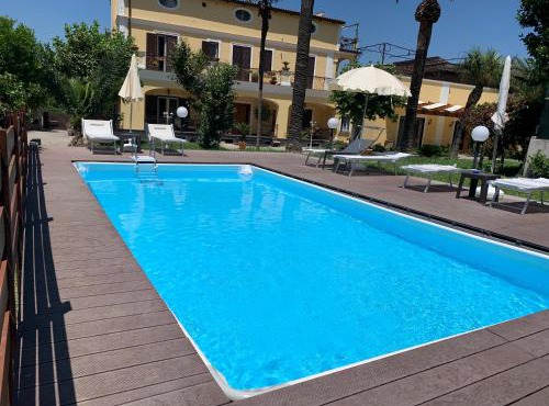 VILLA LUCIA in Castellammare di Stabia