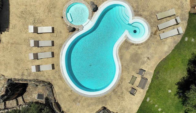 Villa Sandalia with private pool and jacuzzi in Olbia