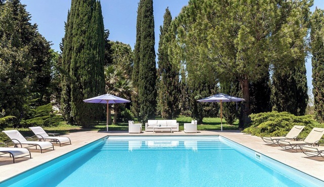 Villa Specchia - Seven Bedroom Villa, Sleeps 14 in Specchia
