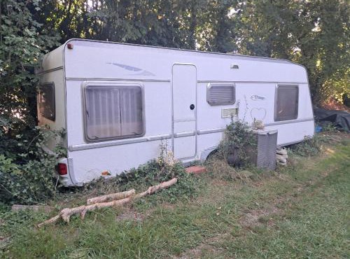 Votre caravane chez l'habitant proche Disneyland Paris in Lagny