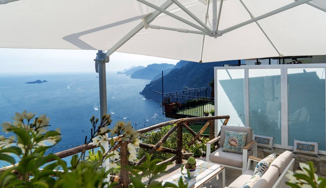 White House Giò - Casa con Terrazza Vista Mare in Positano
