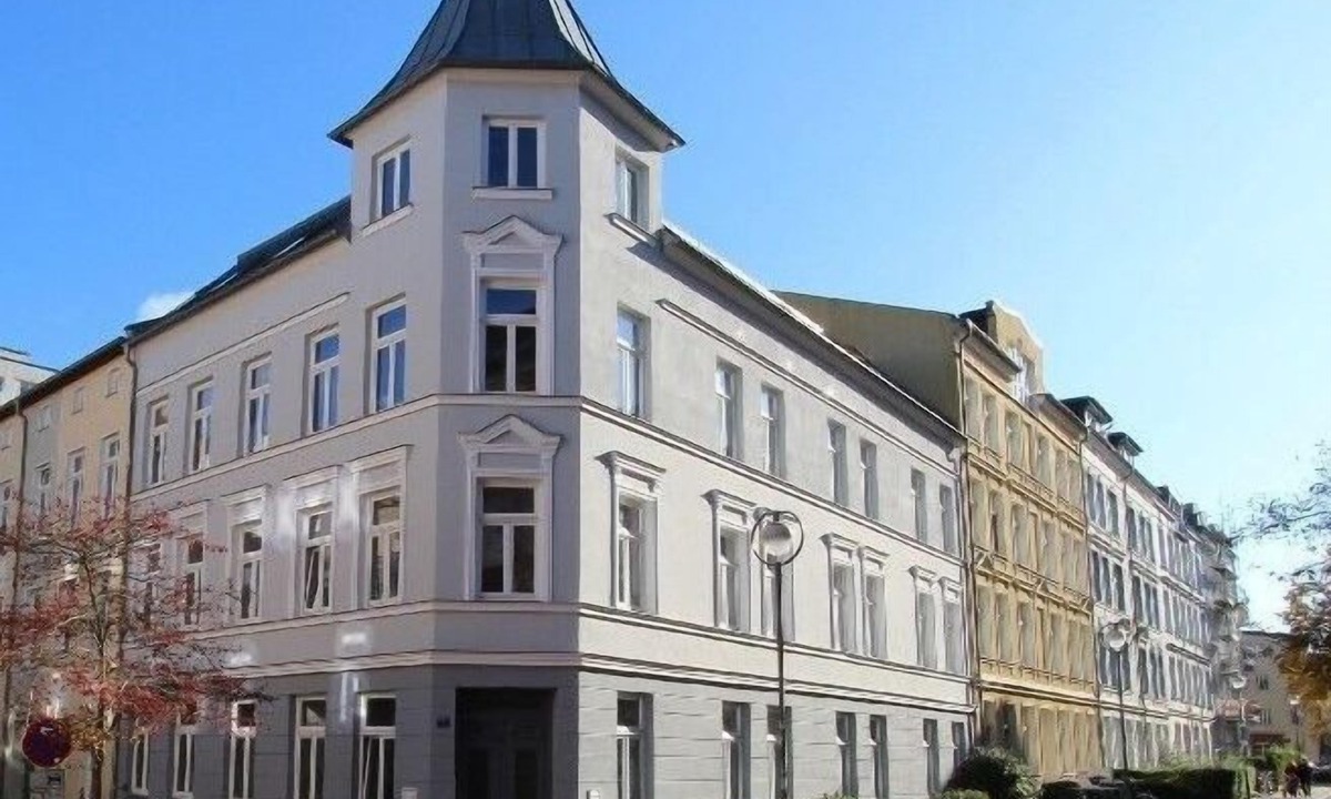 Rostock Apartment | Maritime holiday apartment NAUTICA, quiet and family-friendly in the middle of R