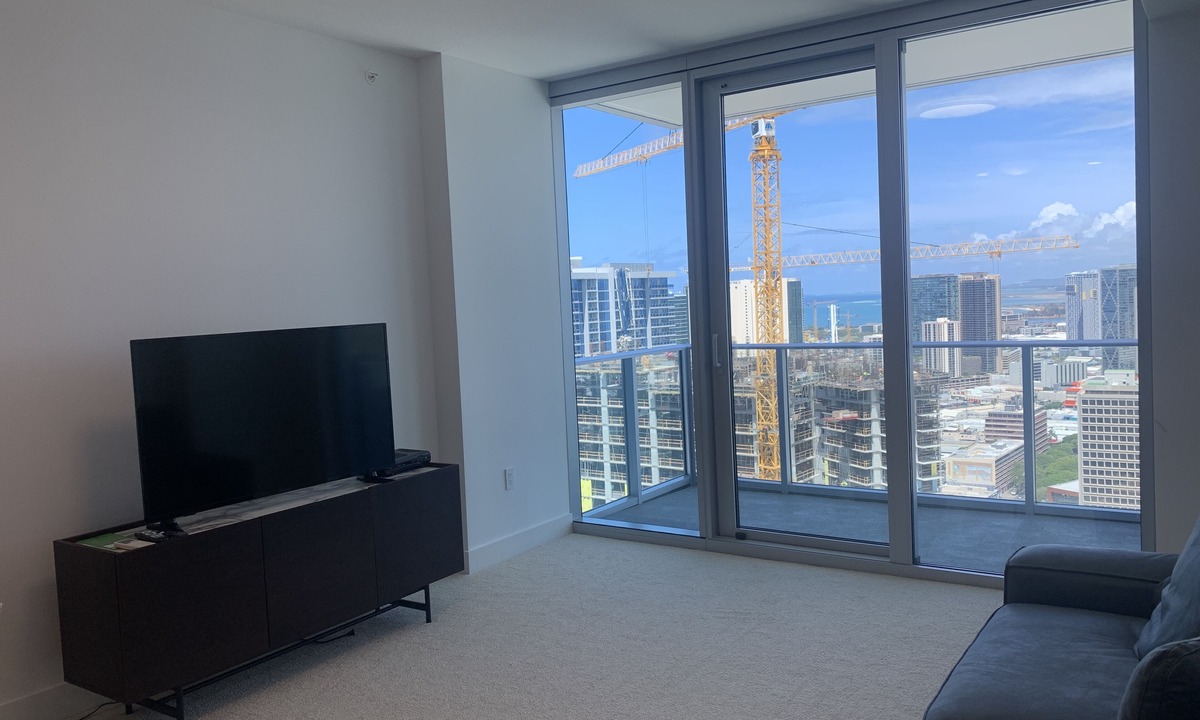 Ala Moana Condo | 40th Floor One Bedroom Condo