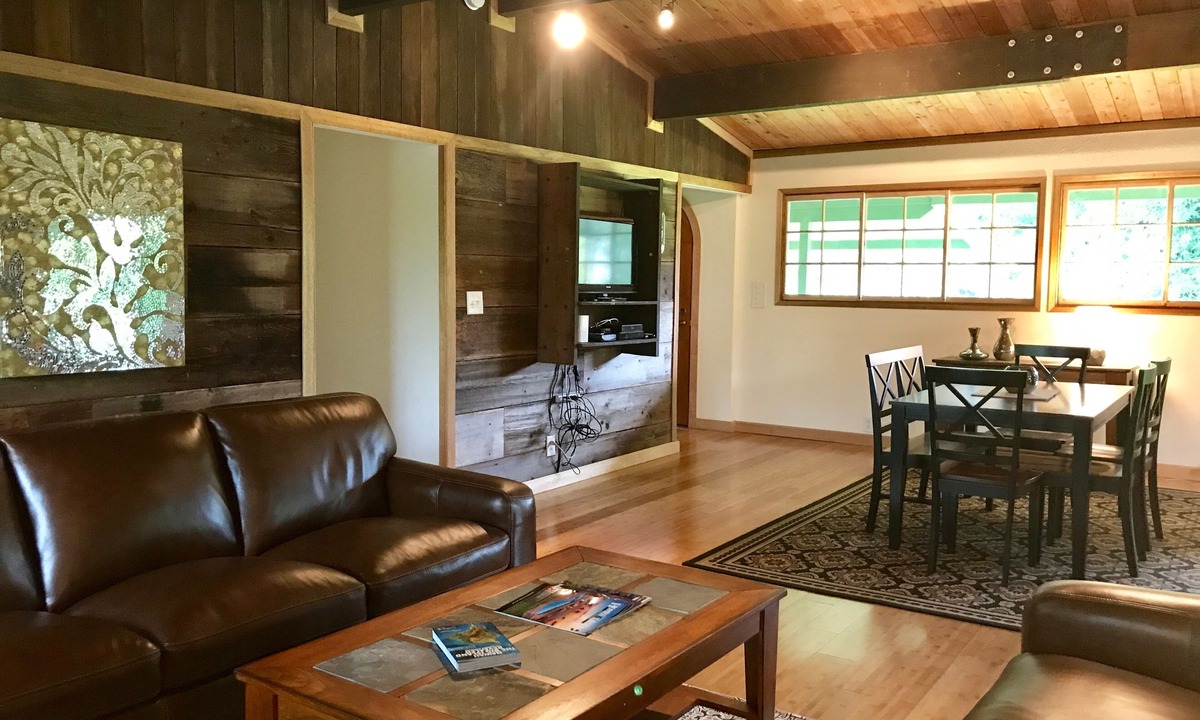 Glenwood House | 10 Acre Private Bamboo Retreat Located Just Minutes From Volcano National Park