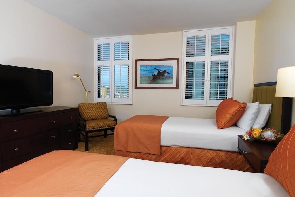 Waikiki Condo | Hilton Hawaiian Village, Lagoon Tower - Spacious two bedroom suite