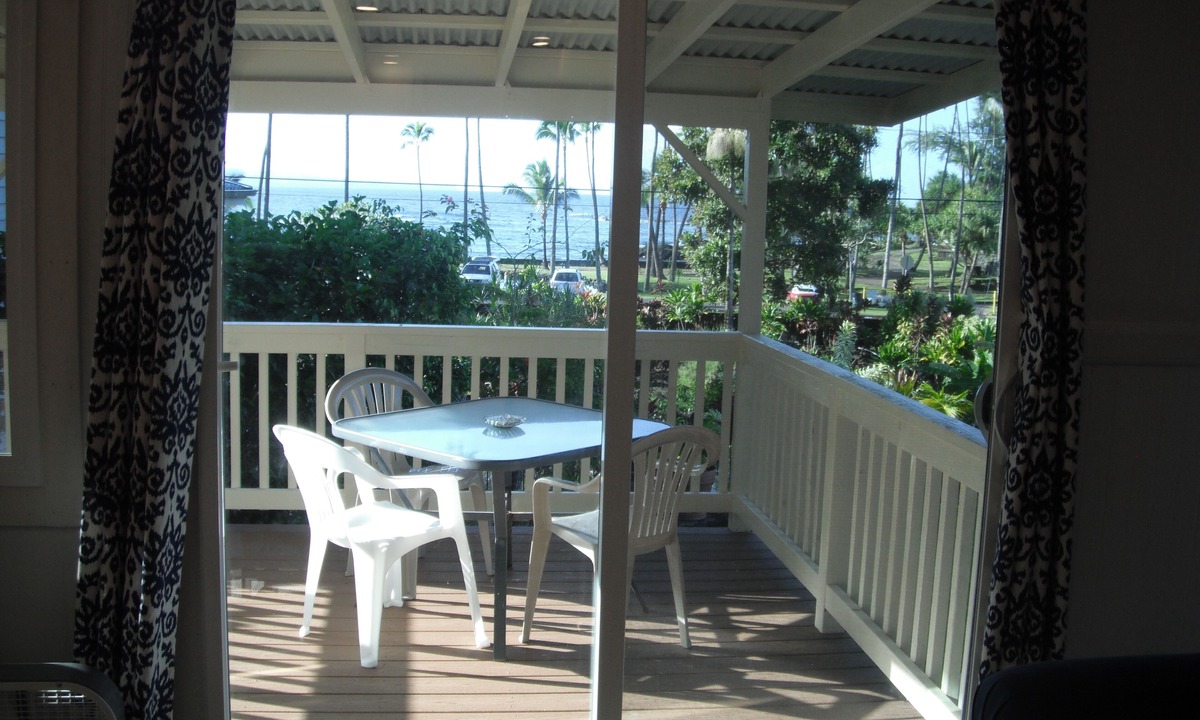 Hilo House | Best Hilo Location @ Richardsons Beach Park, Swimming, Snorkeling Sleeps 8-Save$