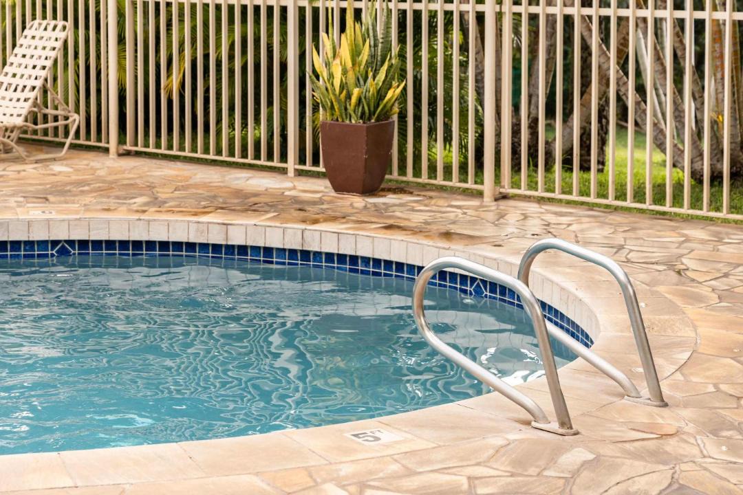 Kihei Hotel | Studio with 2 Beds in Maui Banyan Kihei