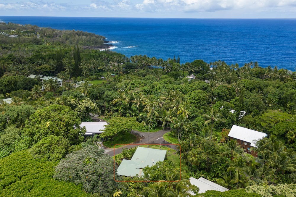 Photo of Outdoor in Kehena Beach Estates