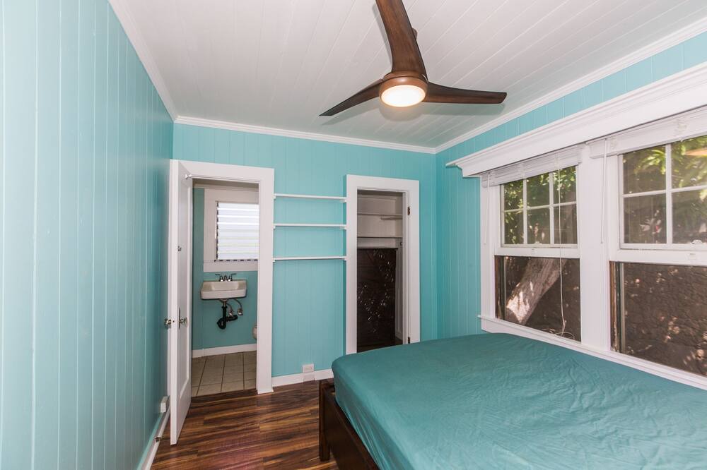 Photo of Bedroom in Kaimuki