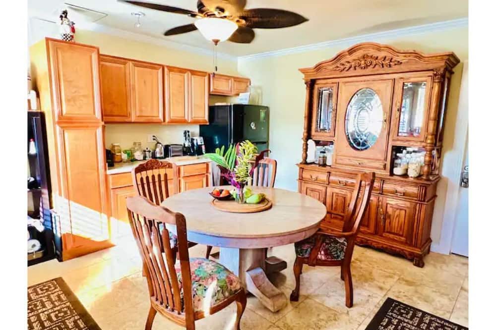 Photo of Kitchen in Hakalau