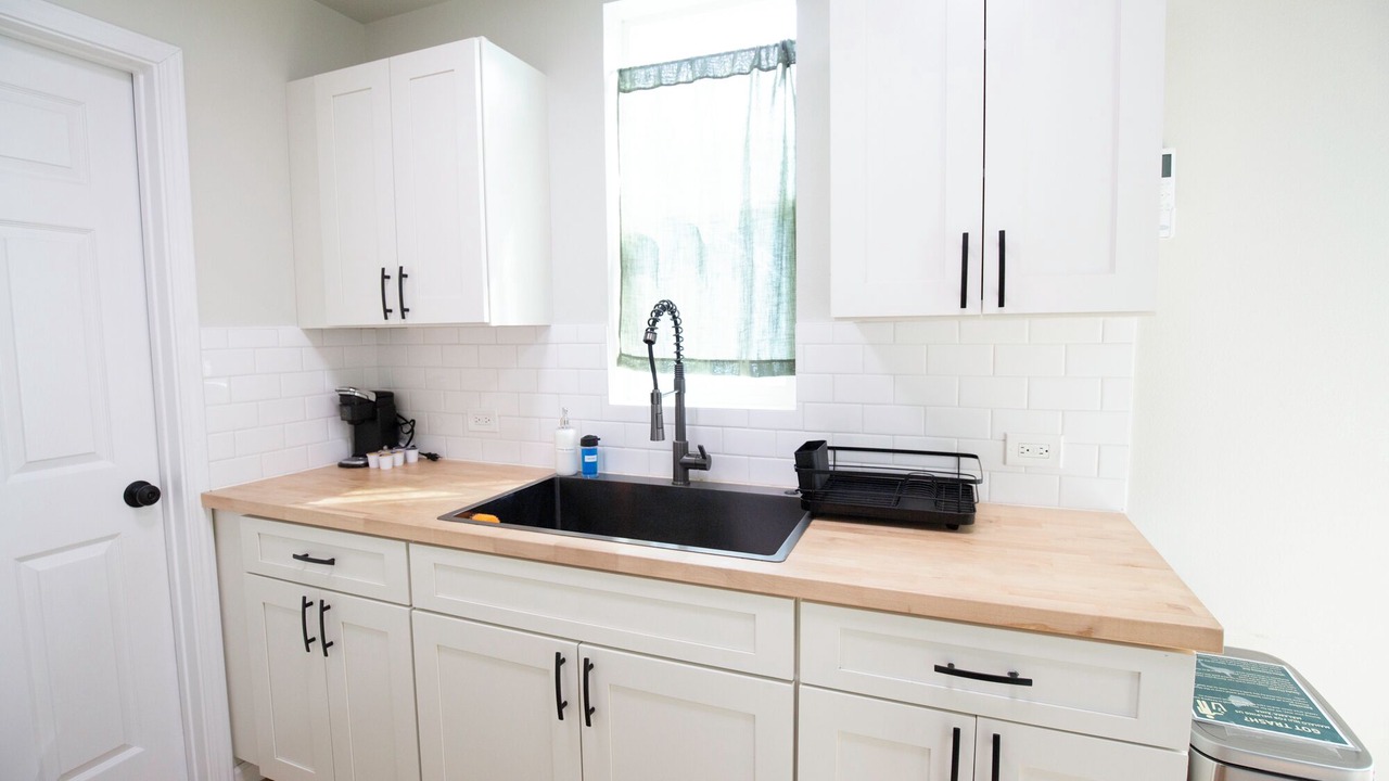 Photo of Kitchen in Waialua