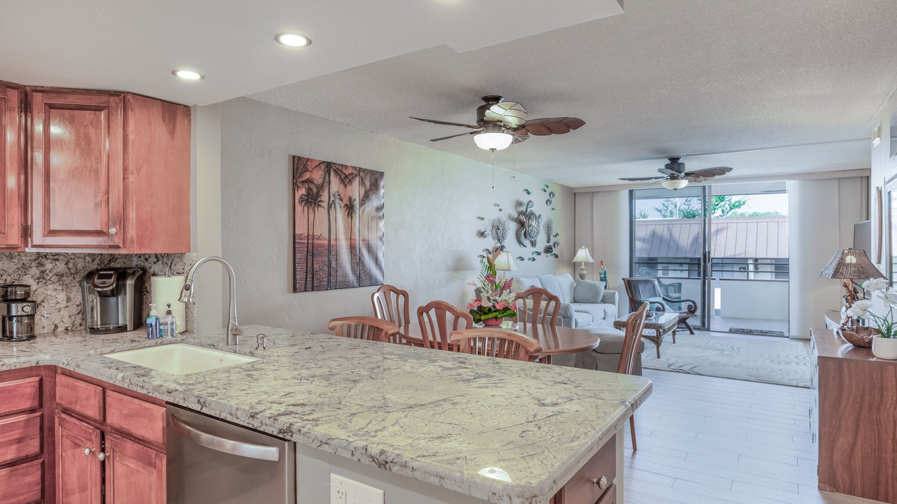 Photo of Kitchen in Kahaluu Bay