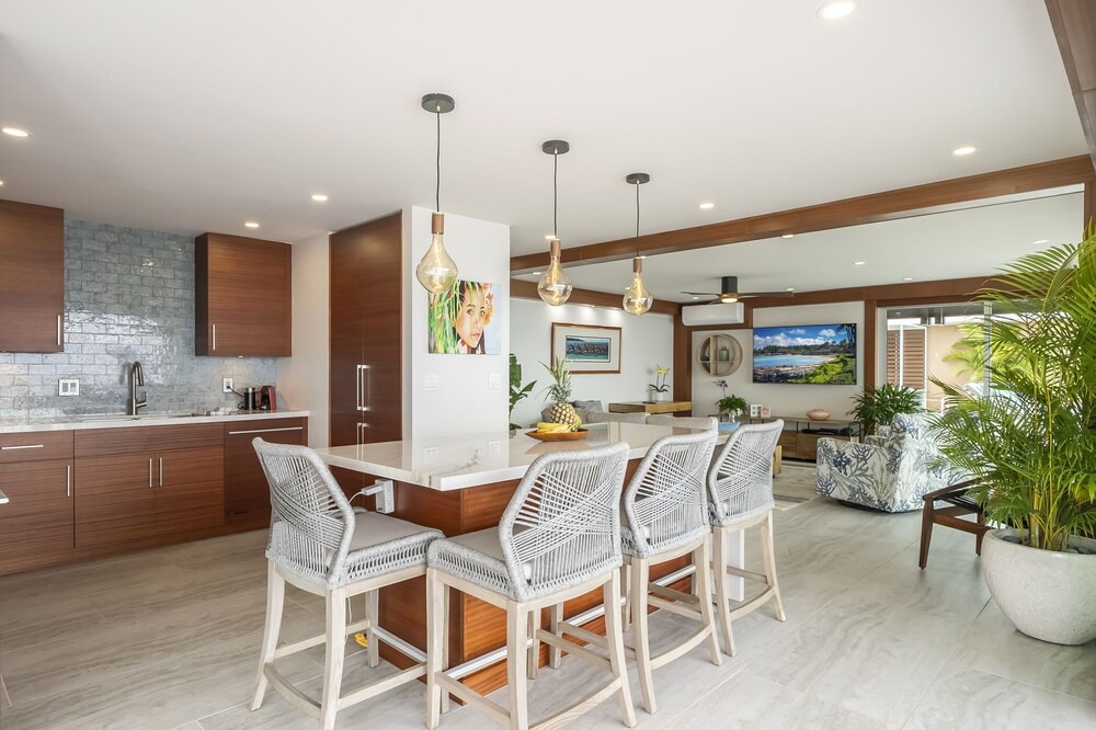 Photo of Kitchen in Historic Lahaina Front Street