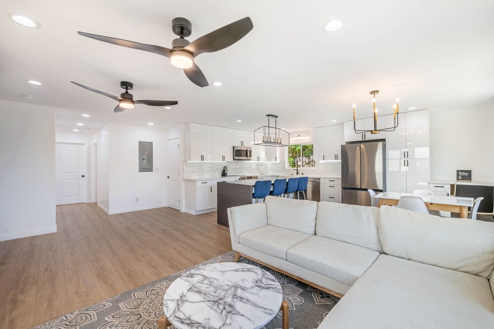 Photo of Livingroom in Diamond Head - Kapahulu - St. Louis