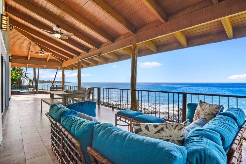 Photo of Patio Balcony in Kahaluu Bay