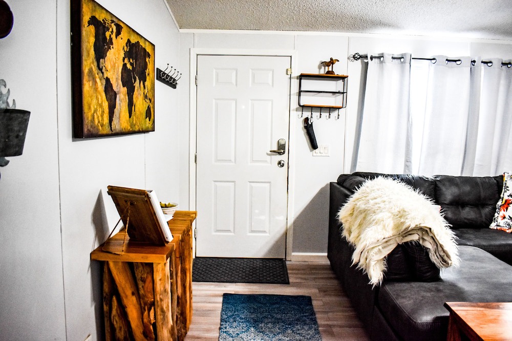 Photo of Livingroom in Historic Downtown Manteo