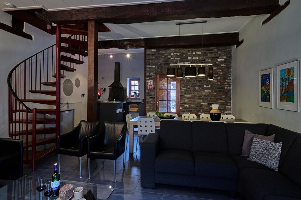 Photo of Livingroom in Mesch