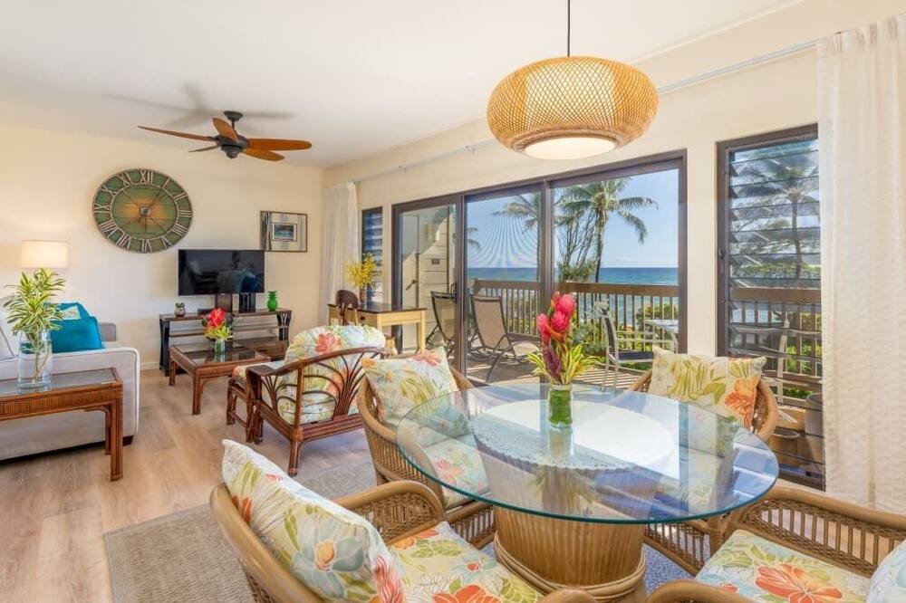 Photo of Livingroom in Lihue