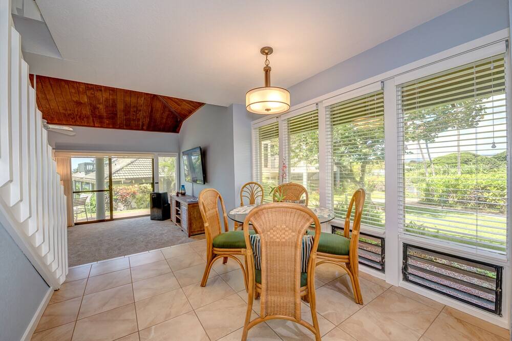 Photo of Livingroom in Poipu