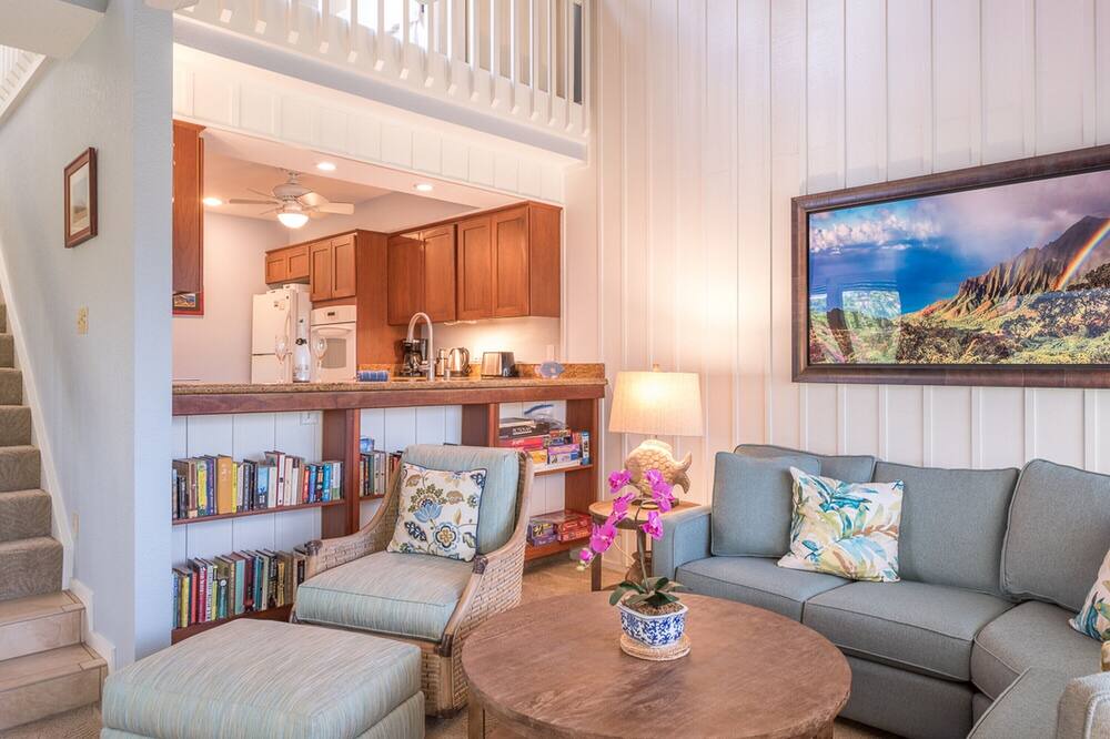 Photo of Livingroom in Poipu
